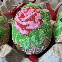 Eggshell Ornament Rose Basket Cutout